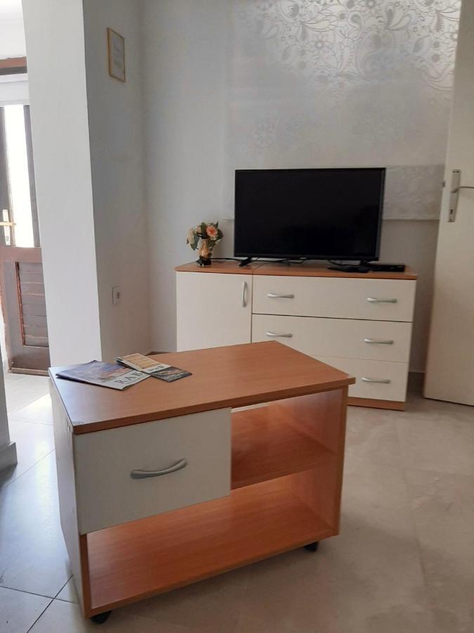 Little House Ljubica Apartman Kampor Kültér fotó